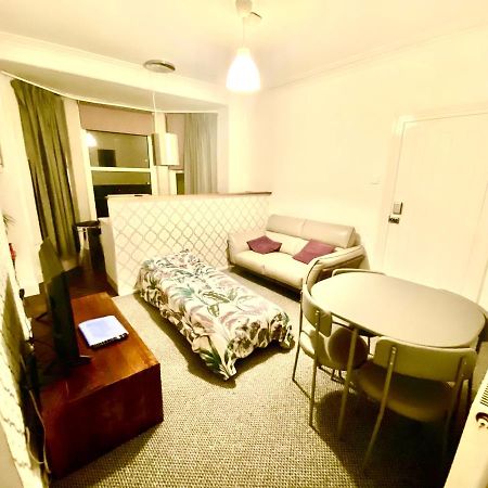 The Walnut Suite Lovely One Bedroom Flat In Stoke. Plymouth Exterior foto